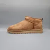 UGG W CLASSIC ULTRA MINI Hnedá Náhľad obrázku produktu 29
