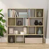 A bookshelf filled with books and decorative items. Podgląd zdjęcia produktu