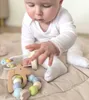 CLASSIC WORLD : Coffret de jouets pour bébés, gamme pastel, Voir les images du produit 2