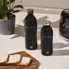 SMEG 24Bottles® Isolierte Edelstahlflasche 500 ml schwarz Produktbild-Vorschau 8