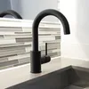 Lenz BOW² Waschtischarmatur Schwarz-matt – erhöhter 360° Produktbild-Vorschau 2