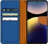 A phone case with card slots is shown open, displaying a smartphone and cards. Anteprima dell’immagine prodotto