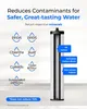 A water filter cartridge is shown with text and icons highlighting its contaminant reduction capabilities and internal components. Podgląd zdjęcia produktu