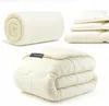 Bettdecke - Winter - 200x200 cm - Warm - Creme - aus Produktbild-Vorschau 1