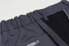 Close-up of the waistband of a pair of trousers. Produktbild-Vorschau