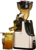 A slow juicer with a juice container filled with orange juice, set against a white background. Produktbild-Vorschau