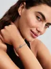 PANDORA Disney Mickey Mouse bedel, zilver Productafbeelding-voorbeeld 7