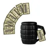 A black grenade-shaped mug with several small, camouflaged tags fanned out to its left. Voir les images du produit