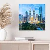 DEQORI Glasbild Echtglas 50x50 cm 'Blick auf Petronas Produktbild-Vorschau 4