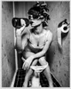 Wallario Wandbild Kloparty - Sexy Frau auf Toilette mit Produktbild-Vorschau 1