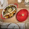 Casserole en fonte (7,1 litres), forme ovale, incluant des Voir les images du produit 4