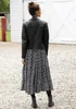 LASCANA Maxikleid mit Blumenprint und Volants aus gewebter Produktbild-Vorschau 4