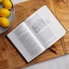 NRSVCE, Illustrated Catholic Bible, Leathersoft, Black, Produktbild-Vorschau 2
