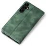 A green flip cover for a smartphone is shown on a white background. Produktbild-Vorschau