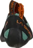 Kletterschuh "Mantra" von La Sportiva; grün-schwarz mit orangefarbenen Riemen; Rückansicht. Produktbild-Vorschau