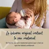 A mother feeding her baby with a bottle. Voir les images du produit