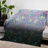 Svítící deka mikroflanel BAREVNÝ MOTÝL 150x200 cm modrá Náhled obrázku produktu 2