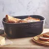 Emile Henry Brotkasten mit Holzdeckel/Schneidebrett Trüffel Produktbild-Vorschau 6
