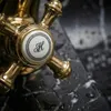 PaulGurkes Badewannenarmatur Gold Retro Zweigriffmischer Produktbild-Vorschau 5