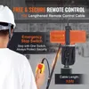 A person wearing a hard hat is holding a remote control for an electric hoist, with text overlays describing features. Produktbild-Vorschau