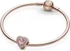Pandora étincelant cœur à plusieurs niveaux Charm 789218C01 Voir les images du produit 5