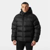 A man wearing a black puffer jacket. Voir les images du produit