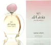 A perfume bottle and its packaging are displayed side-by-side against a white background. Náhled obrázku produktu