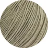 A close-up view of beige yarn. Produktbild-Vorschau
