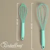 Two whisks of different sizes are shown against a plain background, with measurements indicated. Anteprima dell’immagine prodotto