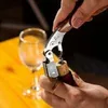 Dřevěný sommelierský nůž - otvírák na lahve z nerezové Náhled obrázku produktu 5