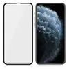 A product shot of a screen protector and a smartphone. Anteprima dell’immagine prodotto