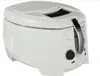 A white De'Longhi deep fryer is shown against a white background. Anteprima dell’immagine prodotto