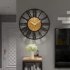 Horloge murale 3D en métal, style vintage romain, pour Voir les images du produit 5