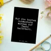 Mr. & Mrs. Panda Postkarte Nur die besten Schwestern... - Produktbild-Vorschau 2