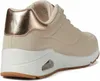 A side view of a single natural-colored Skechers sneaker with rose gold accents. Produktbild-Vorschau