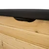 A close-up view of the top edge of a wooden storage box with a black cushion. Anteprima dell’immagine prodotto