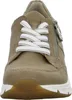 A close-up, front-facing view of a brown and beige sneaker with white laces and a white sole. Produktbild-Vorschau