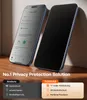 Two iPhones are shown, one with a privacy screen protector applied, leaning against a wall. The other iPhone has a black privacy screen protector on it. Text overlays highlight product features and branding. Anteprima dell’immagine prodotto