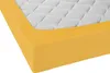 A close-up view of a yellow fitted sheet on a mattress. Produktbild-Vorschau