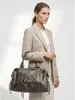 Elara Damen-Schultertasche aus echtem Wildleder Blau  Italy Produktbild-Vorschau 7
