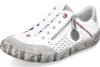 A single white sneaker with gray accents and a distressed sole. Podgląd zdjęcia produktu