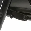 A close-up view of the black metal frame and hinge mechanism of a folding chair. Voir les images du produit
