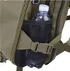 A close-up view of a backpack's side pocket holding a water bottle. Produktbild-Vorschau