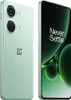 A product shot of a OnePlus Nord 3 5G smartphone in Misty Green, shown from the back and the front. Produktbild-Vorschau