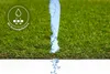 Grüner Kunstrasenteppich mit Drainagelöchern, für Wasserabfluss. 
 Produktbild-Vorschau