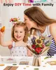 A mother kissing her daughter on the forehead while holding a DIY bouquet. Produktbild-Vorschau
