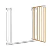 A baby safety gate is shown against a white background. Náhled obrázku produktu