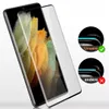 A screen protector is shown being applied to a smartphone, with comparison graphics illustrating its features. Produktbild-Vorschau
