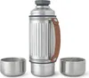 A silver thermos bottle with a brown strap and two silver cups, presented on a white background. Voir les images du produit