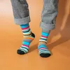 4 Paar Herren Freizeitsocken bunt gemustert aus Produktbild-Vorschau 9